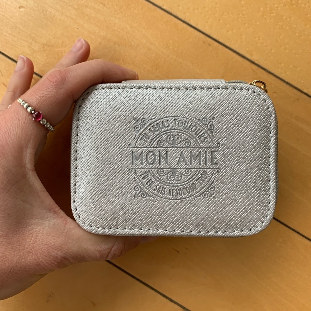 Travel jewelry box - Picture 2 of 5